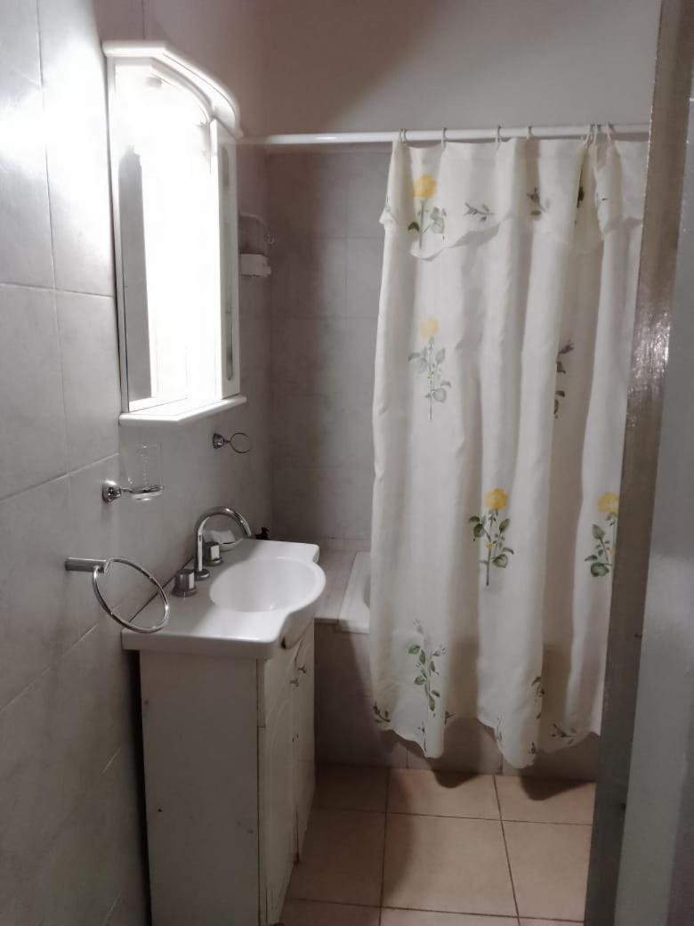 Complejo Kalifornia Apartment Пилар Екстериор снимка