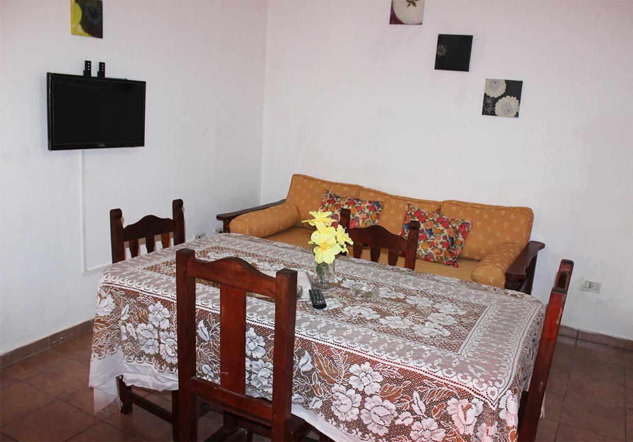 Complejo Kalifornia Apartment Пилар Екстериор снимка