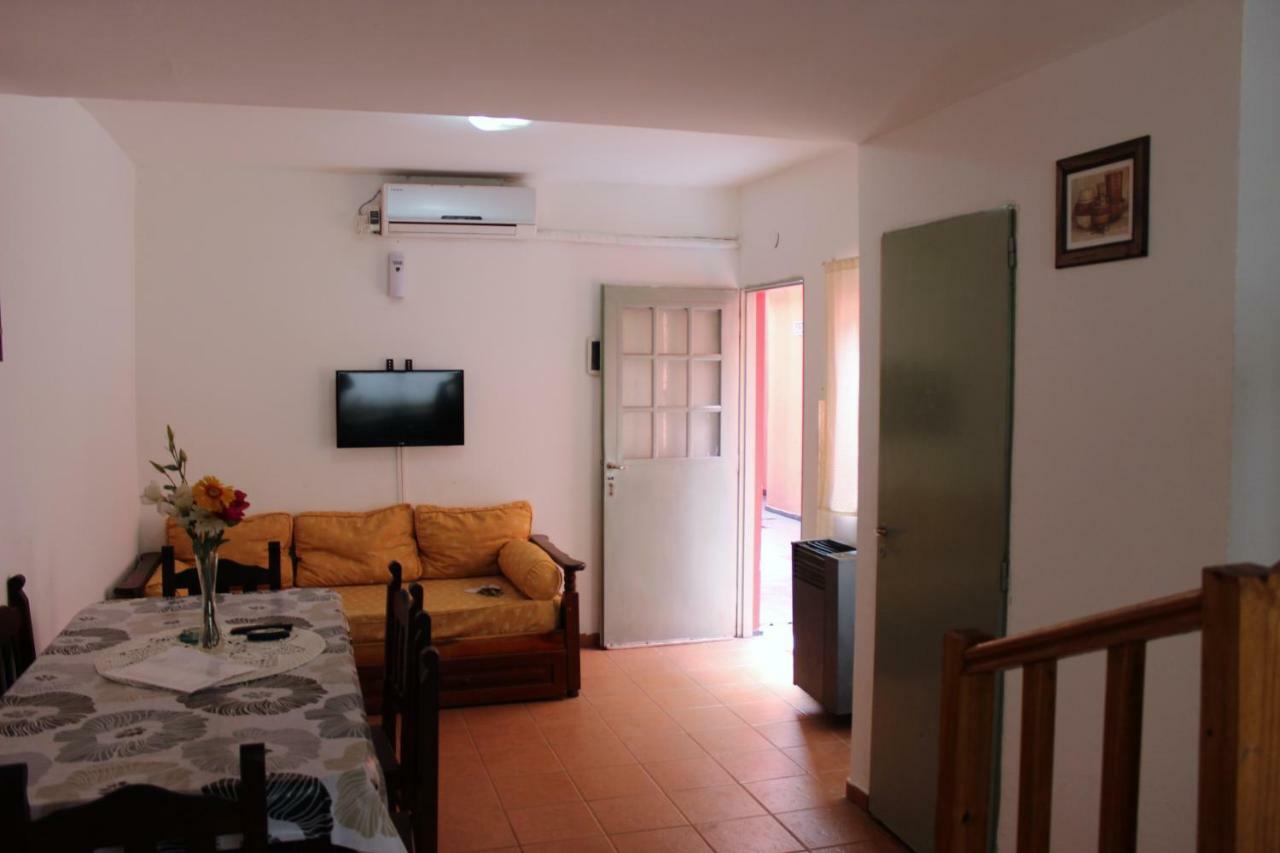 Complejo Kalifornia Apartment Пилар Екстериор снимка